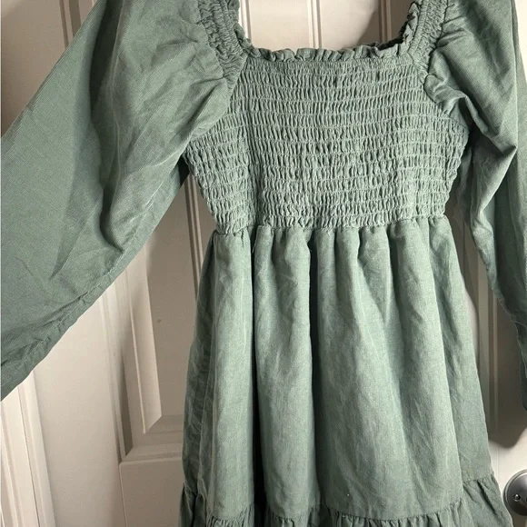 American Eagle Green Ruffle Dress with Balloon Sleeves and Elastic Waist Size Sm - Picture 4 of 6